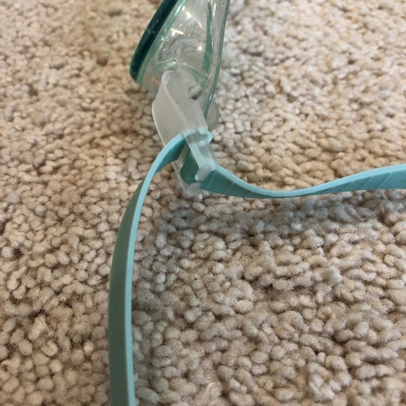 SPEEDO LIGHT GREEN CLEAR SWIM GLASSES/GOGGLES ADJUSTABLE - Picture 12 of 13